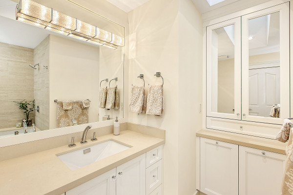 03 bathroom