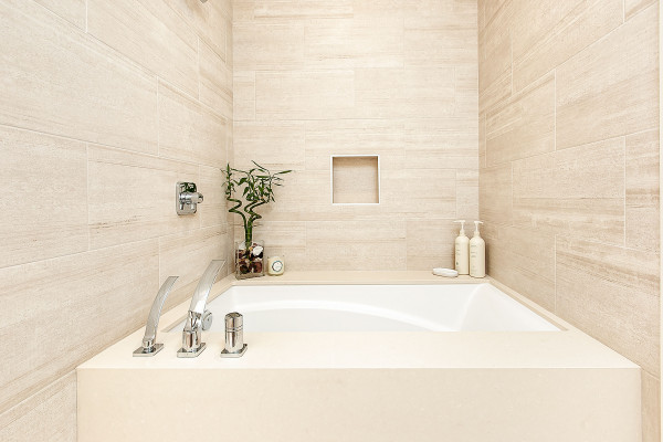 05 bathroom
