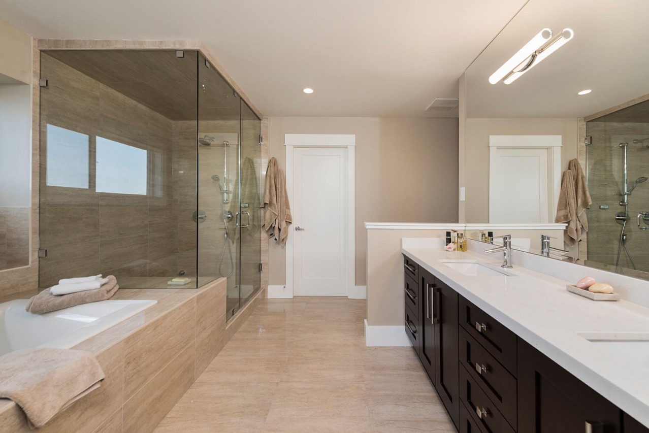 Upper Lonsdale Custom Home North Vancouver Master Ensuite