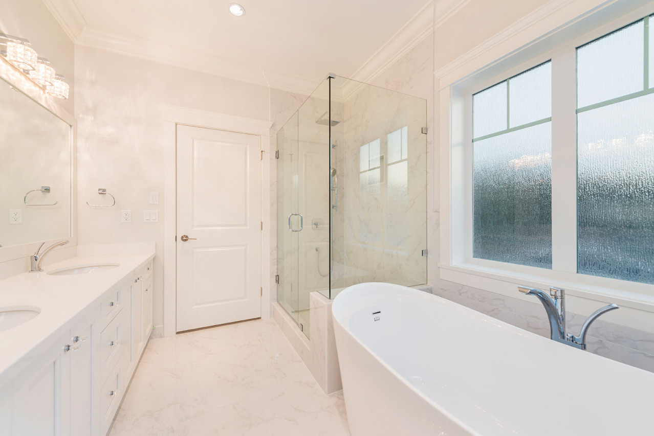 Mount Pleasant, Vancouver Custom Home Master Bathroom 