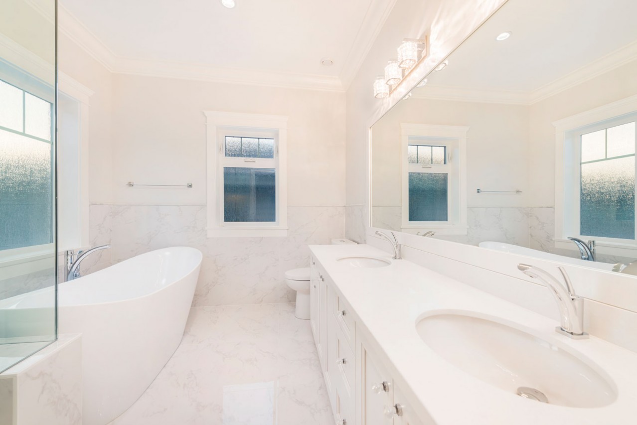 Mount Pleasant, Vancouver Custom Home Master Bathroom